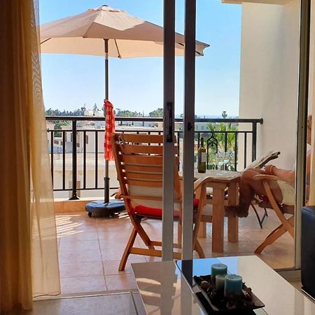 Petras Cozy Nest, 1-Bedroom Apt., Paphos-Universal Bagian luar foto
