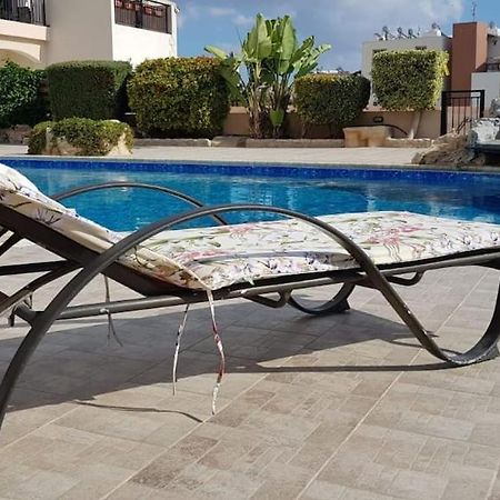 Petras Cozy Nest, 1-Bedroom Apt., Paphos-Universal Bagian luar foto