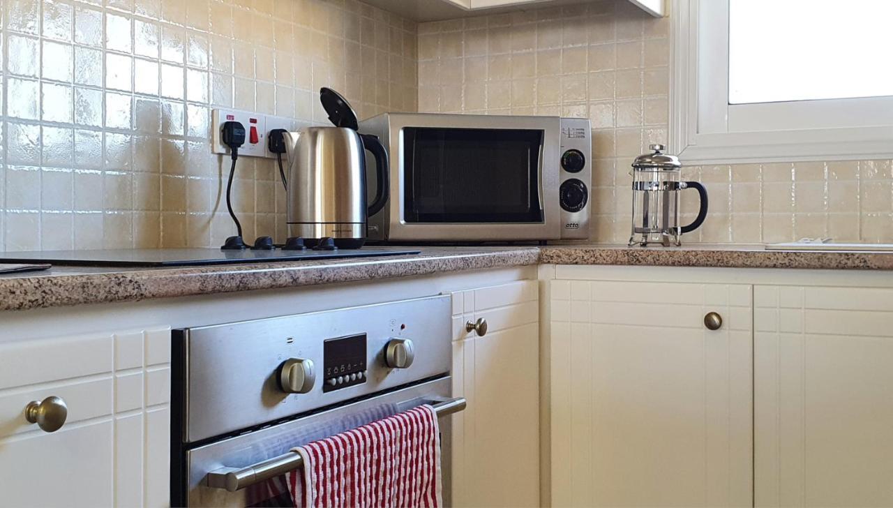 Petras Cozy Nest, 1-Bedroom Apt., Paphos-Universal Bagian luar foto