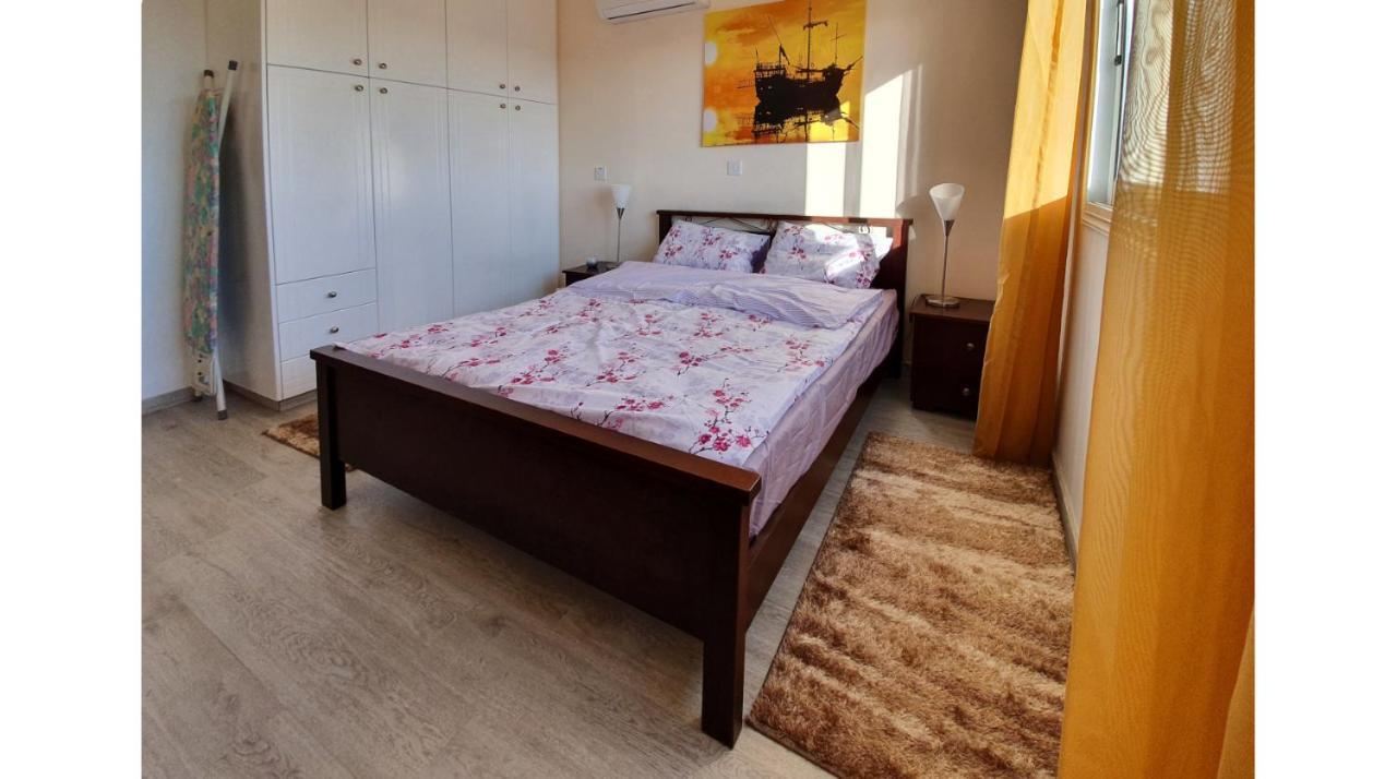 Petras Cozy Nest, 1-Bedroom Apt., Paphos-Universal Bagian luar foto