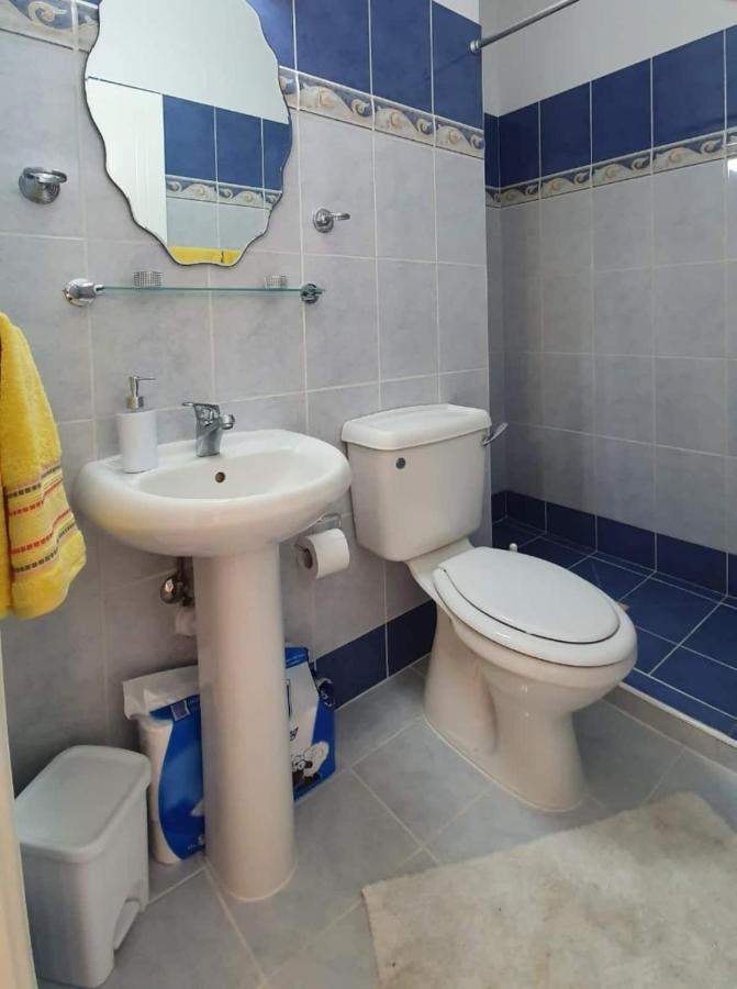 Petras Cozy Nest, 1-Bedroom Apt., Paphos-Universal Bagian luar foto